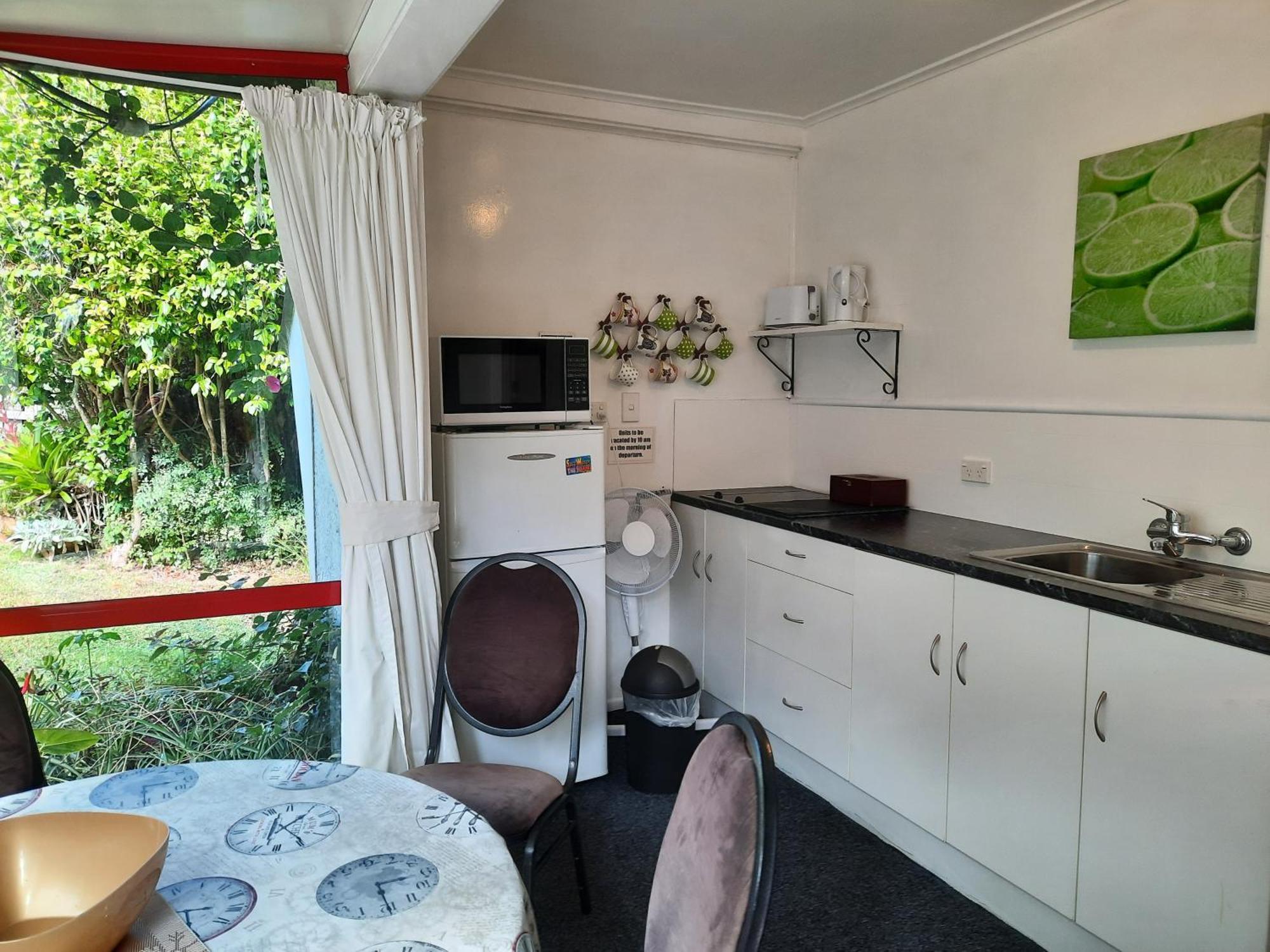 Alfa Boutique Motel Paihia Exteriör bild